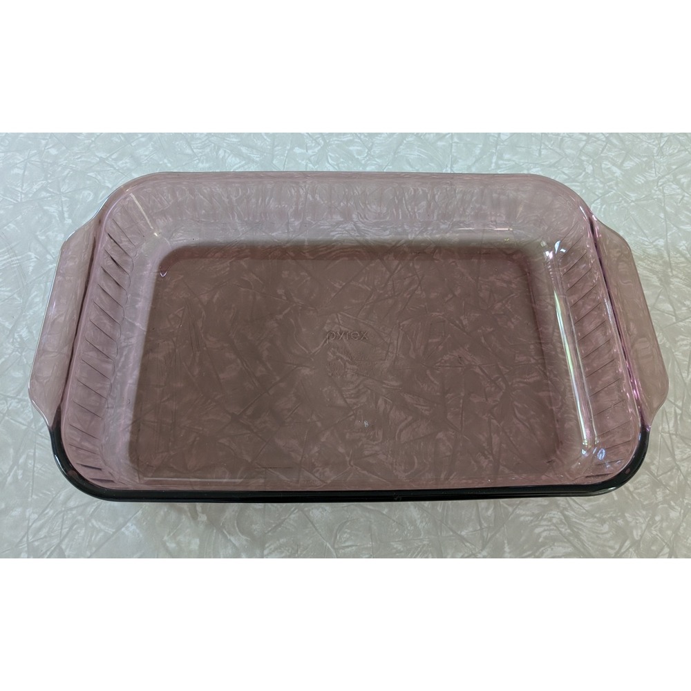 Vintage Ribbed Amethyst Purple Pyrex 9x13 3qt Baking Dish #233‎